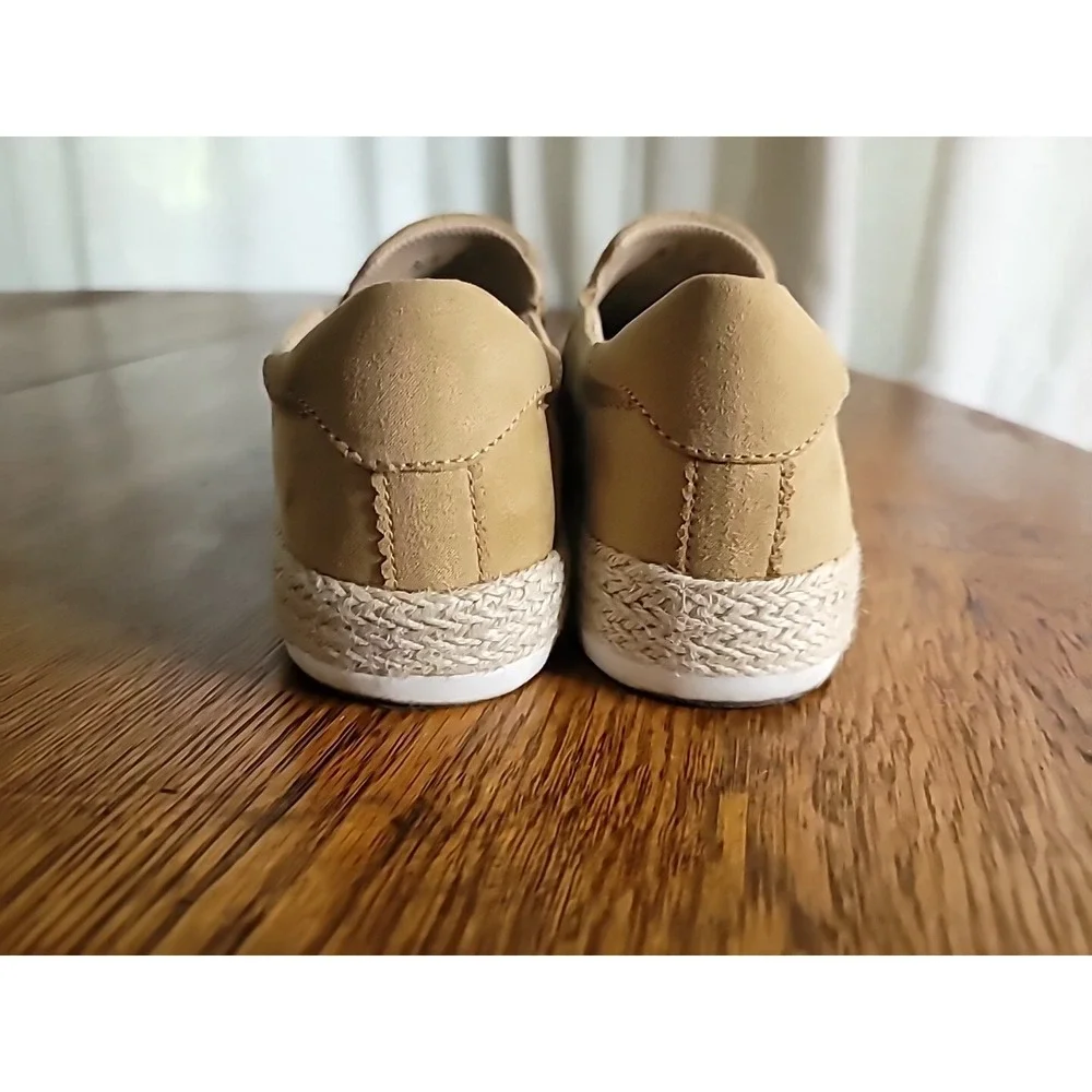 Dr Scholls Somerset Tan Perforated Comfort Slip On Sneaker Espadrille Womens 8.5